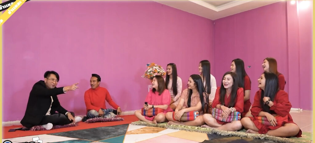 Ong Dam Sorot: 8 पत्नियों संग खुशहाल रहता है ये शख्स