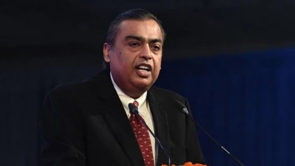 मुकेश अंबानी नहीं रहे एशिया के सबसे अमीर व्यक्ति,गौतम अडानी ने पछाड़ा 1 गौतम अडानी ने एशिया के सबसे अमीर शख्स मुकेश अंबानी को कमाई के मामले में पछाड़ दिया है। अदानी ने एक छोटी सी कमोडिटी ट्रेडिंग कंपनी से व्यापार की शुरुआत की थी। जिसके बाद उन्होंने कई खानों बंदरगाहों ग्रीन एलर्जी के क्षेत्र में विस्तार किया।