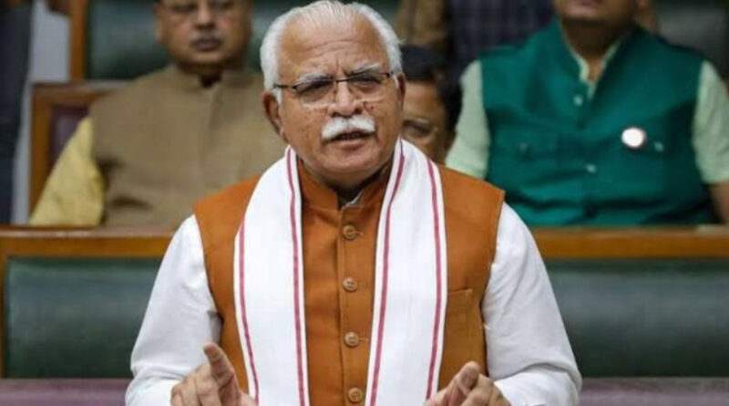 अभिभावकों के विरोध के बाद हरियाणा सरकार ने इस साल 5 वीं और 8 वीं कक्षाओं की बोर्ड की परीक्षाओं को रद्द ऐलान किया है। बोर्ड की परीक्षाओं को आयोजित करने के हरियाणा सरकार के प्रस्ताव के खिलाफ रविवार के दिन छात्रों के अभिभावकों ने विरोध प्रदर्शन किया था। जिसके बाद सीएम मनोहर लाल खट्टर के नेतृत्व वाली बीजेपी सरकार ने बोर्ड की परीक्षाओं को रद्द करने की घोषणा की है। 