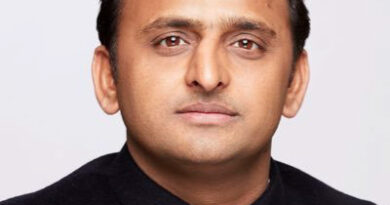 समाजवादी पार्टी के चीफ अखिलेश यादव ने विधान सभा परिणाम आने के बाद अपने ट्विटर अकाउंट के जरिए यूपी की जनता को धन्यवाद दिया। सपा प्रमुख ने कहा कि युप्र की जनता को हमारी सीटें ढाई गुनी और मत प्रतिशत डेढ़ गुना बढ़ाने के लिए हार्दिक धन्यवाद। 