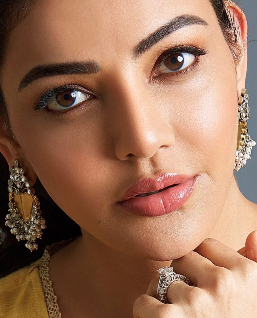 अभिनेत्री काजल अग्रवाल के घर आज खुशियों का माहौल है। अभिनेत्री ने पति गौतम किचलू के साथ मिलकर अपने पहले बच्चे का स्वागत किया है। 