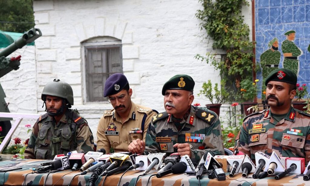 Baramulla: सुरक्षाबलों तीन पाकिस्तानी आतंकियों को एनकाउंटर में किया ढेर