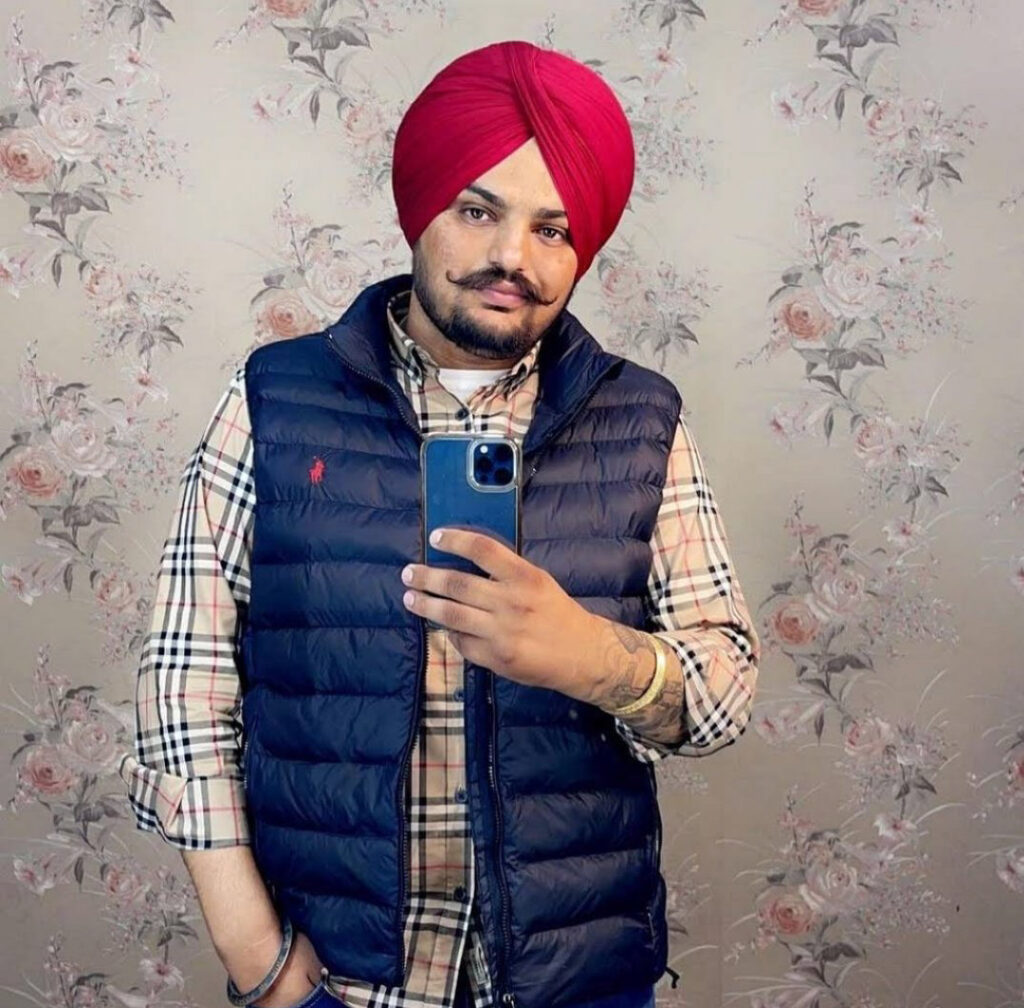 Singer Moosewala की हत्या मामले में पुलिस ने आरोपी को हिरासत में लिया