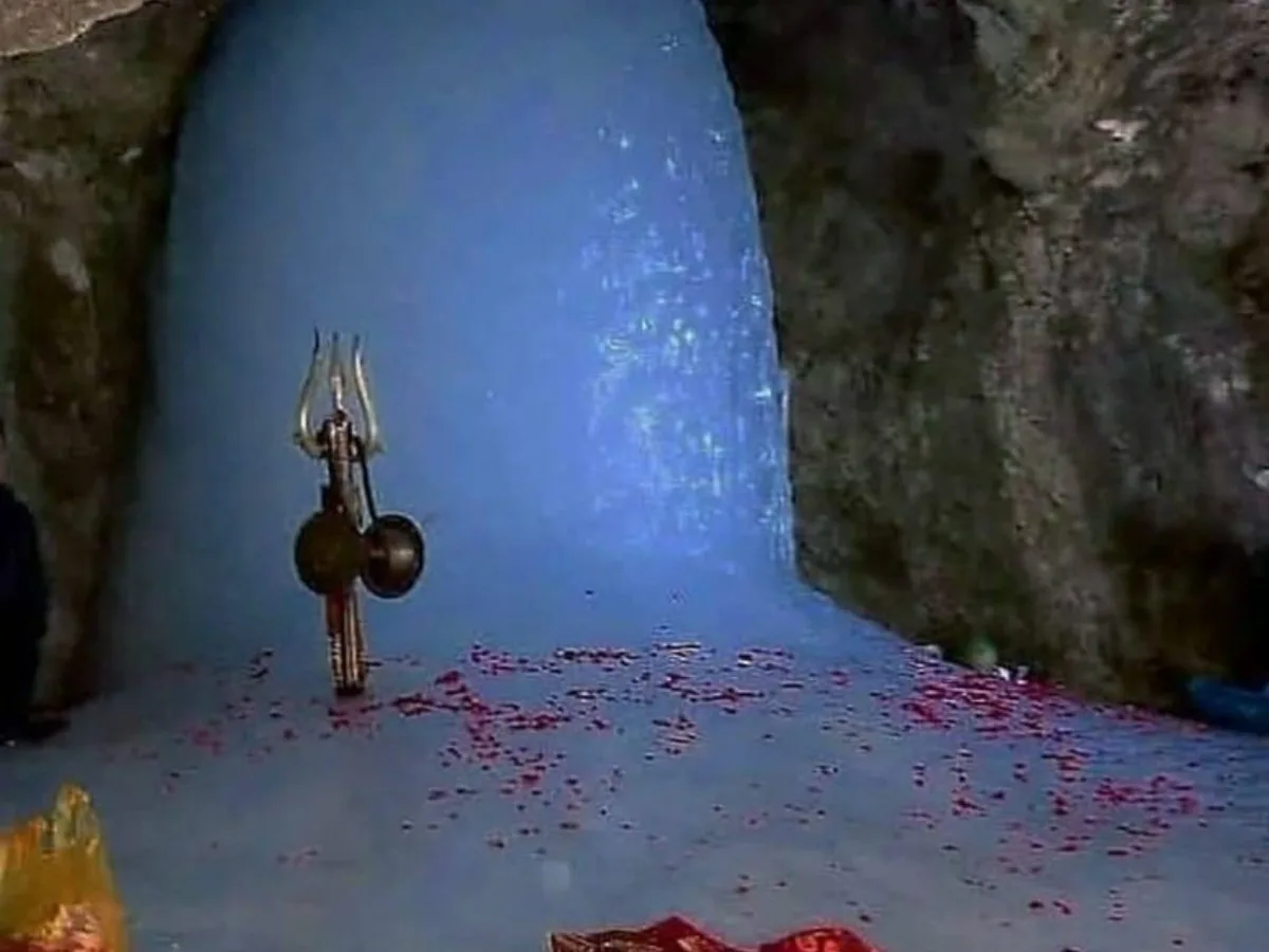 अमरनाथ गुफा के पास बादल फटने से 13 श्रद्धलुओं की मौत 48 लापता, बचाव अभियान जारी