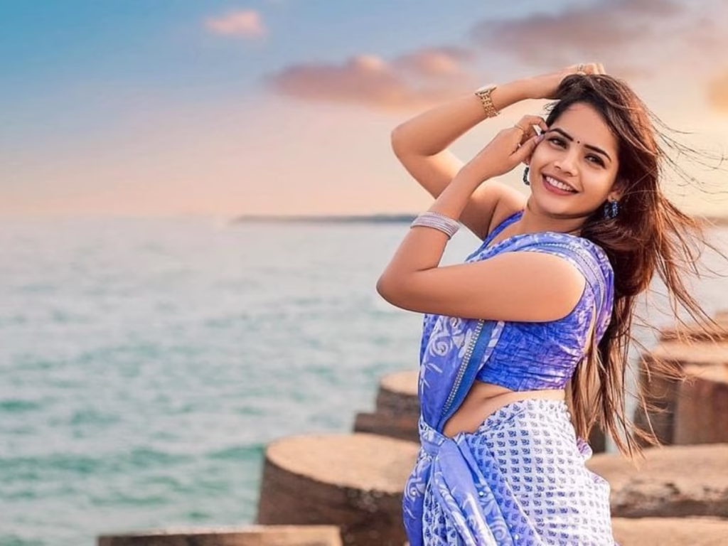 Deepa:तमिल एक्ट्रेस दीपा ने की पंखे से लटकर दी जान