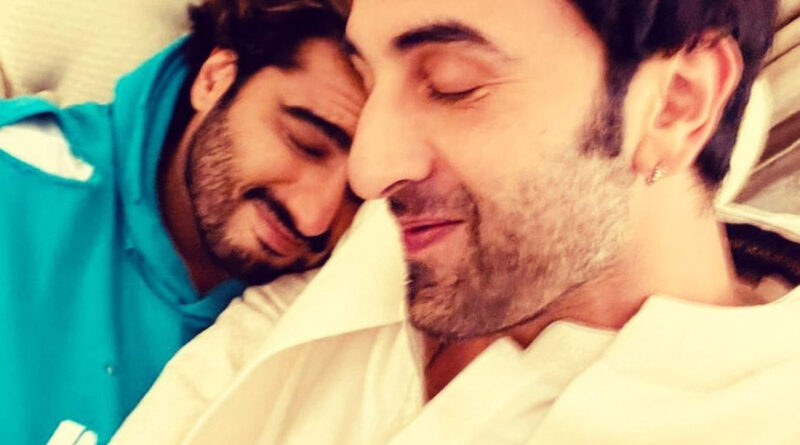 Arjun Ranbir: अर्जुन कपूर ने दी रणबीर को जन्मदिन की बधाई 