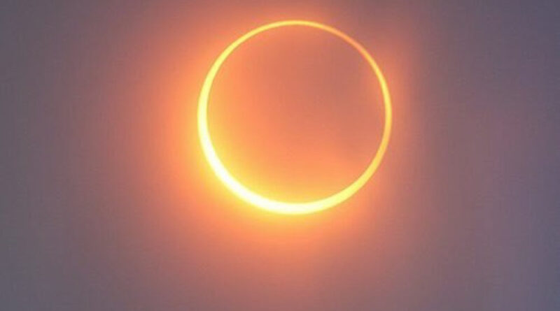 Solar Eclipse 2022 : साल 2022 का आखिरी सूर्य ग्रहण गोवर्धन पूजा के दिन लगेगा। ऐसे में जानिए सूरज ग्रहण का सूतक काल कब तक रहेगा।