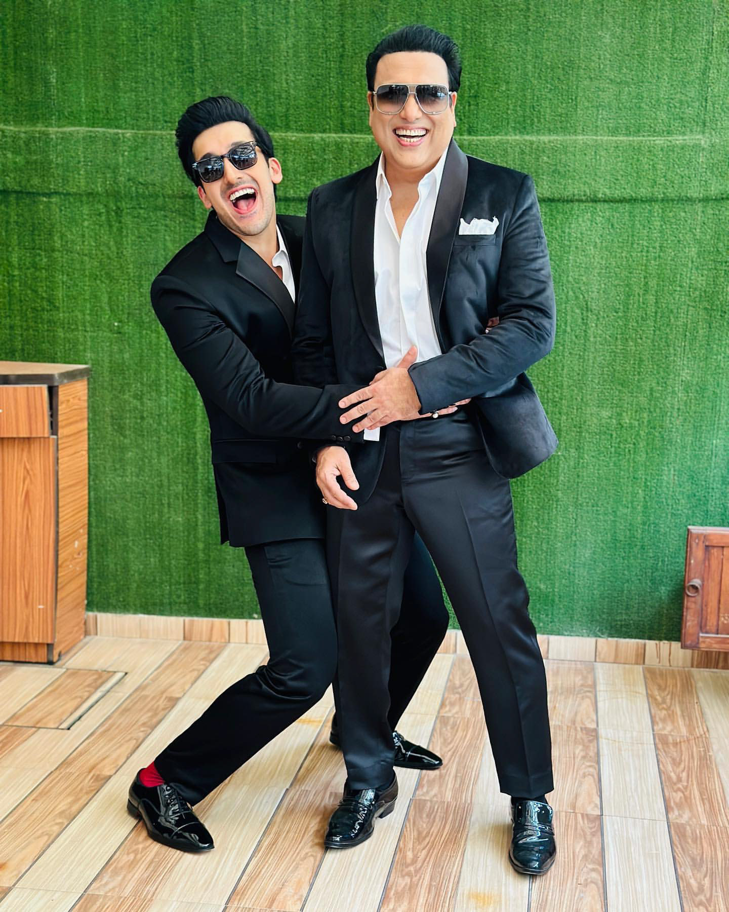 Govinda danced with son Yashvardhan for the first time, fans went crazy after seeing father and son dancing together.