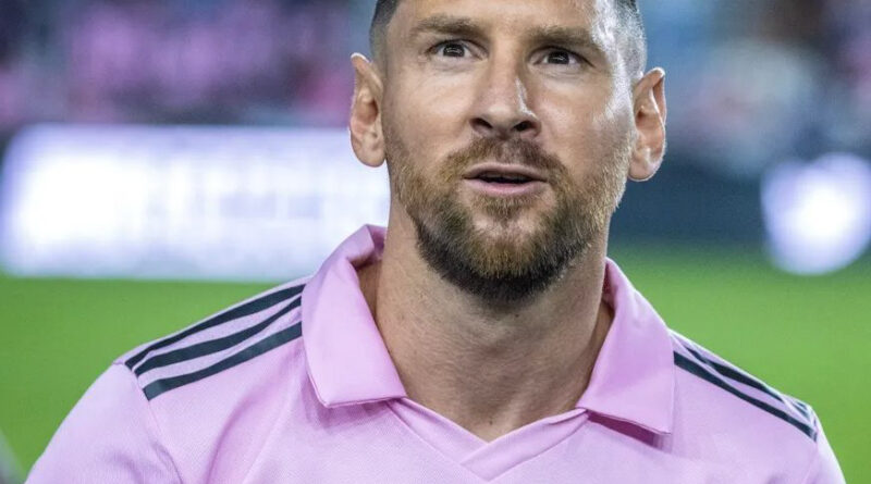 Lionel Messi history: लियोनेल मेसी ने दो बार खिताब जीतकर रचा इतिहस