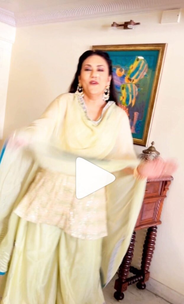 रामायण की सीता दीपिका चिखलिया का डांस वीडियो वायरल 1 Sita Video: रामायण की सीता दीपिका चिखलिया का डांस वीडियो वायरल