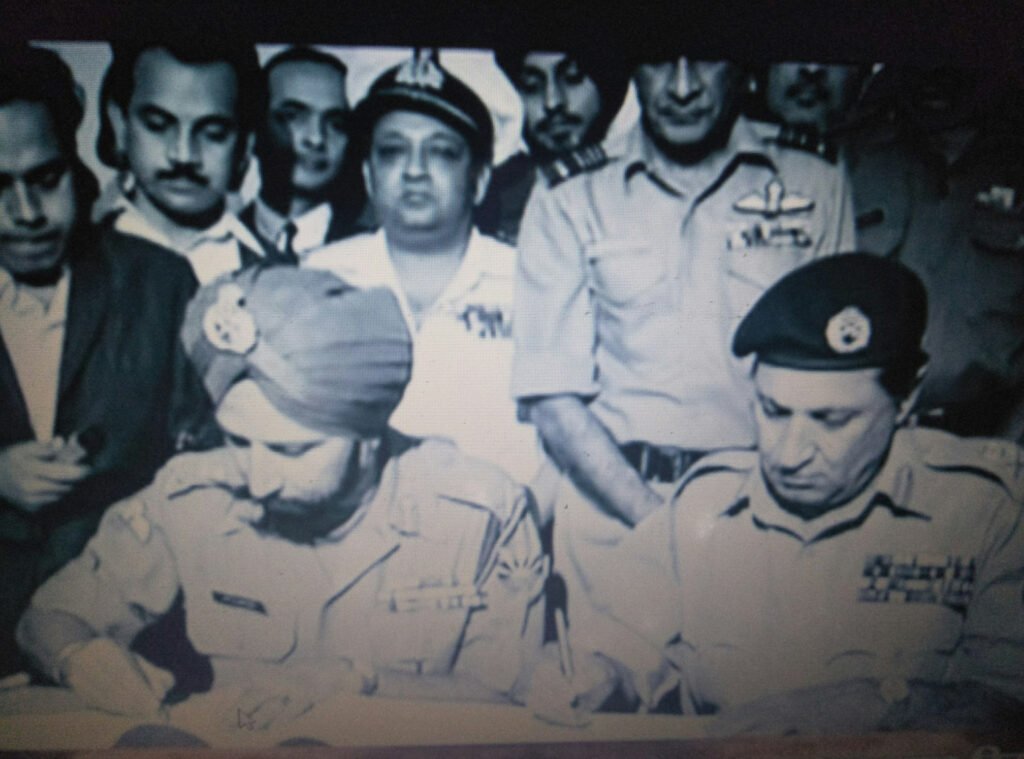 Indo-Pak 1971 war तालिबान ने की फोटो शेयर कर पाकिस्तान को दी धमकी