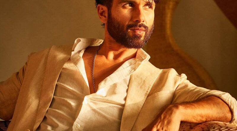 Shahid Kapoor fans: शाहिद कपूर ने फैंस को दिया सरप्राइज