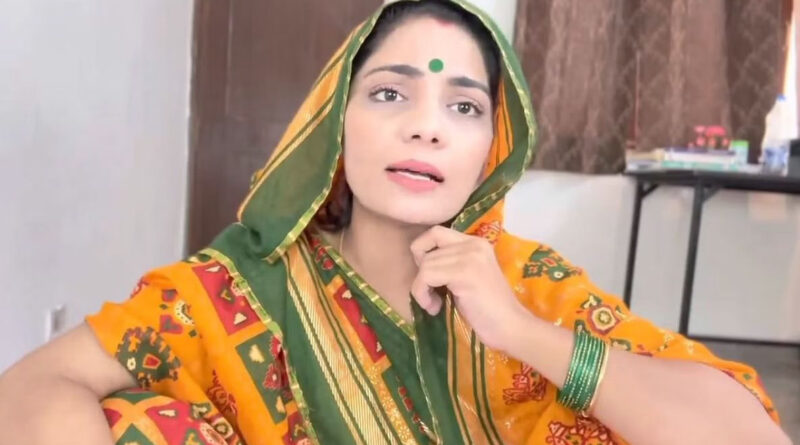UP Mein Ka Ba सिंगर नेहा सिंह राठौर को मिला पुलिस का नोटिस