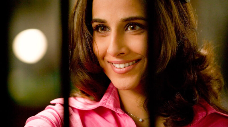 दरअसल एक इवेंट के दौरान Vidya Balan और आदित्य रॉय कपूर को एक साथ स्पॉट किया गया। इस दौरान दोनों भाभी देवर की क्यूट बॉन्डिंग ने फैंस का दिल जीत लिया। 
