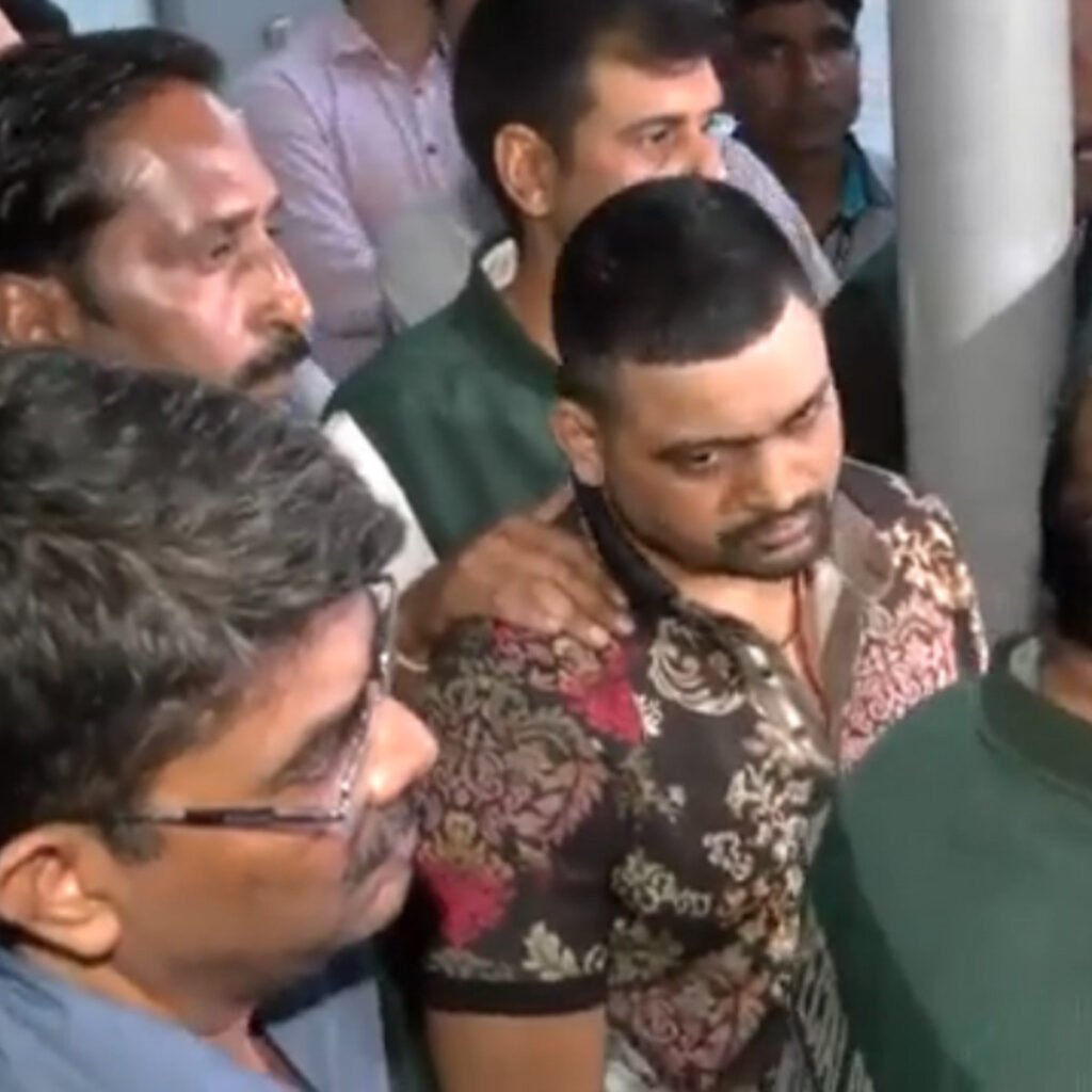 Gangster Deepak Boxer को मैक्सिको से गिरफ्तार दिल्ली लाया गया