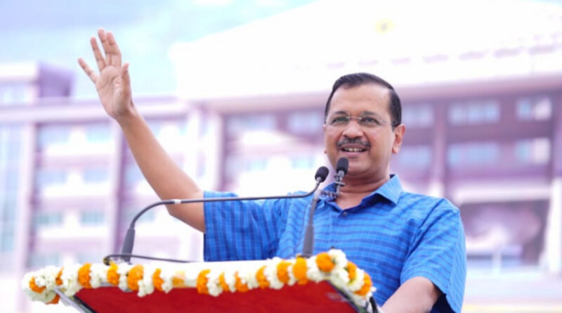 अरविंद केजरीवाल के नेतृत्व वाली AAP को राष्ट्रीय पार्टी का दर्जा मिल गया है। वहीं, चुनाव आयोग ने ममता बनर्जी की TMC, शरद पवार की NCP से राष्ट्रीय पार्टी का दर्जा छीन लिया है। इसके अलावा CPI भी राष्ट्रीय पार्टी का दर्जा गवा चुकी है।