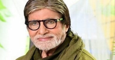 अमिताभ बच्चन ने अपनी इस गलती के लिए फैंस से मांगी माफी, खुद को कहा 'बेवकूफ'