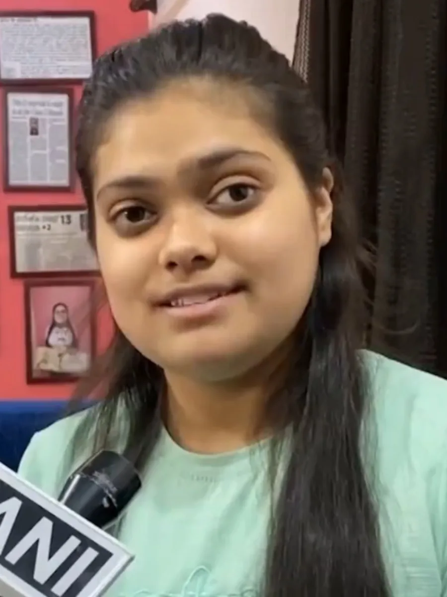 Tanishka Sujit बनीं भारत की सबसे युवा ग्रेजुएट, 15 की उम्र में पास की BA