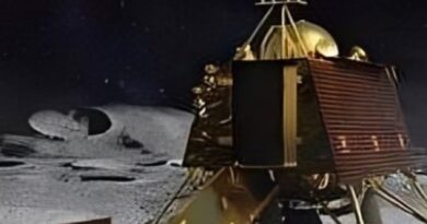Pragyan Rover: लैंडिंग के बाद चांद की सतह पर बाहर निकला प्रज्ञान रोवर
