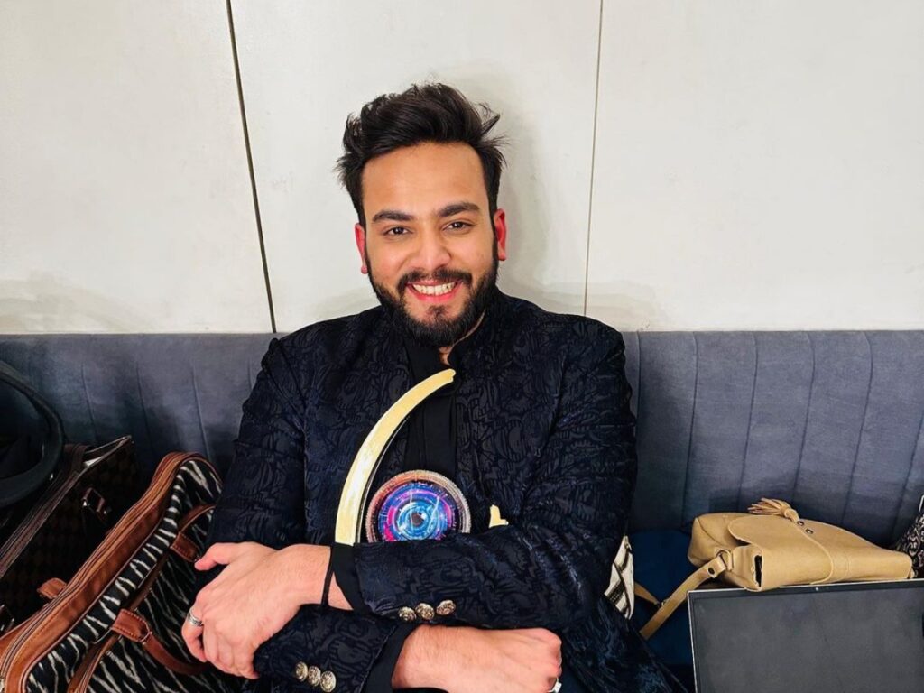 Bigg Boss OTT 2 Winner : एल्विश यादव ने जीती बिग बॉस ओटीटी 2 की ट्रॉफी