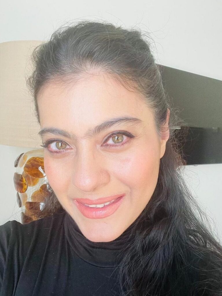 Kajol laughing:जब हंसने की वजह से काजोल को बिग बी से पड़ी थी डांट