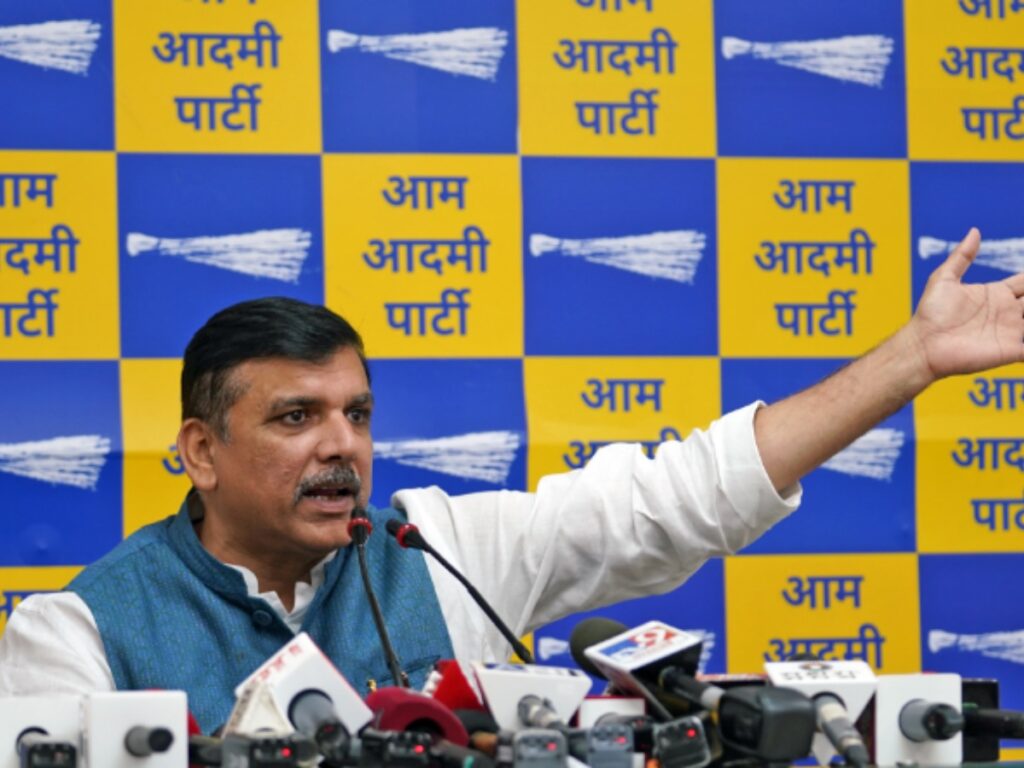 MP Sanjay Singh के घर पर ED की रेड