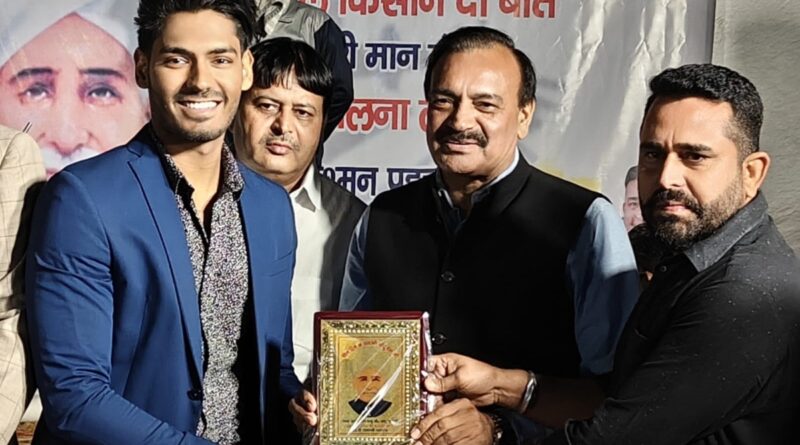 MTV रोडीज वाले दिग्विजय राठी को जाट समाज ने किया सम्मानित