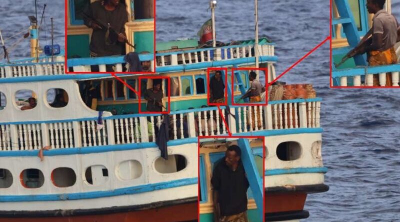 Indian Navy INS Sumitra: भारतीय नौसेना ने पिछले 24 घंटे में दो जहाजों को समुद्री डाकुओं से छुड़ाया, 19 पाकिस्तानियों का किया रेस्क्यू