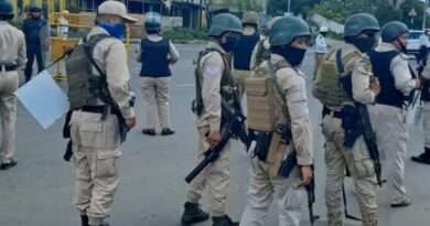 Manipur Violence: मणिपुर में नहीं थम रही हिंसा, कुकी उग्रवादियों ने CRPF के दो जवानों की हत्या की