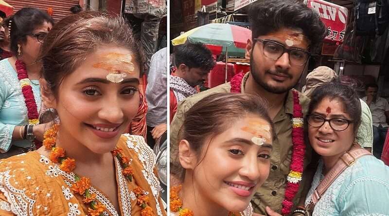 Shivangi Kashi: शिवांगी जोशी ने काशी विश्वनाथ मंदिर में किए दर्शन