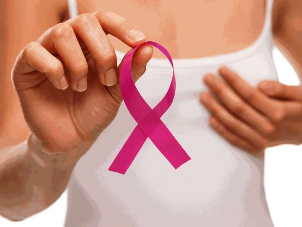 Cancer Symptoms: शरीर में कैंसर के इन इशारों कभी न करें इग्नोर