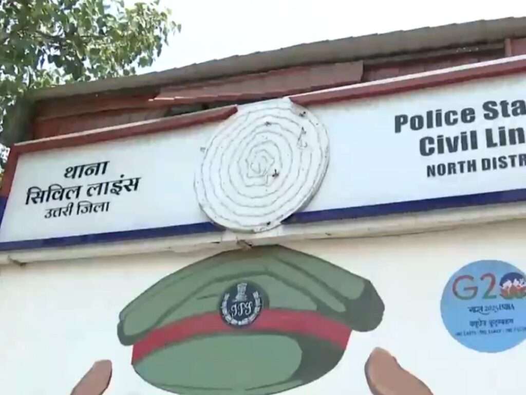 PA Bibhav Kumar : केजरीवाल के PS बिभव को पुलिस ने हिरासत में लिया
