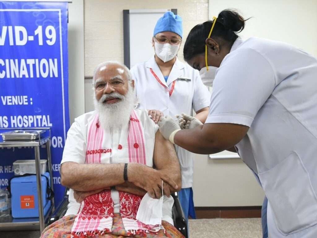 Covid Vaccine Certificate से हटाई गई पीएम मोदी की फोटो