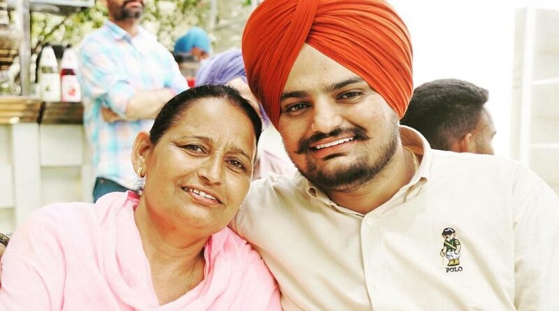 Sidhu मूसेवाला की दूसरी डेथ एनिवर्सरी पर छलका माँ का दर्द