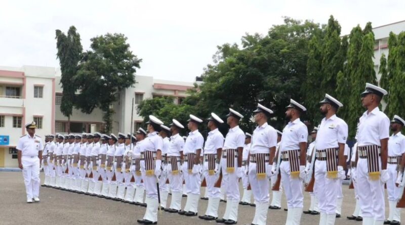 Navy Recruitment: भारतीय नौसेना में ऑफिसर पदों पर भर्ती शुरू