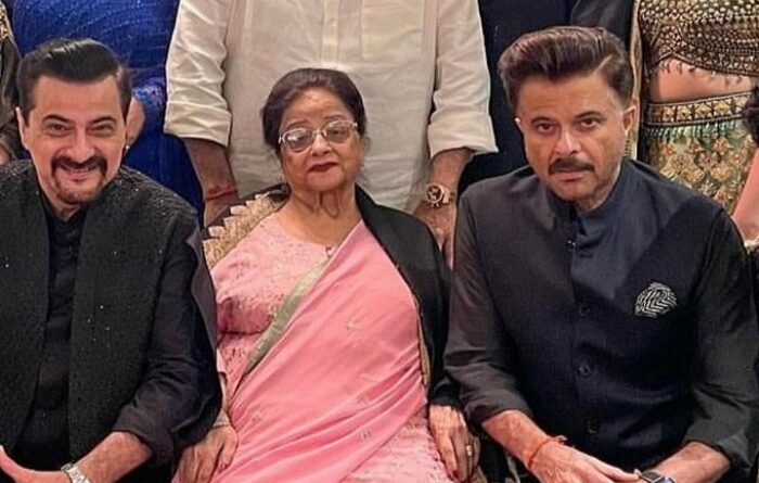 Anil Kapoor ने धूमधाम से मनाया माँ निर्मल का 90वां जन्मदिन 
