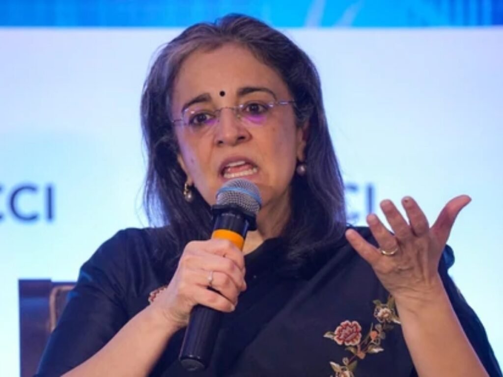 SEBI चीफ माधबी पूरी बुच की बढ़ सकती हैं मुश्किलें