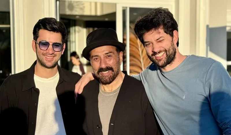 Sunny Deol Birthday : सनी देओल के बर्थडे पर बेटे करण और राजवीर ने लुटाया प्यार
