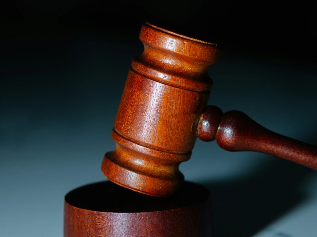 Gujarat Fake Court: गांधीनगर में फर्जी कोर्ट का भंडाफोड़