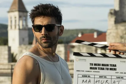 Kartik Aaryan New Look: कार्तिक आर्यन ने करण जौहर की फिल्म के लिए अपनाया नया लुक, शुरू हुई ‘तू मेरी मैं तेरा, मैं तेरा तू मेरी’ की शूटिंग 