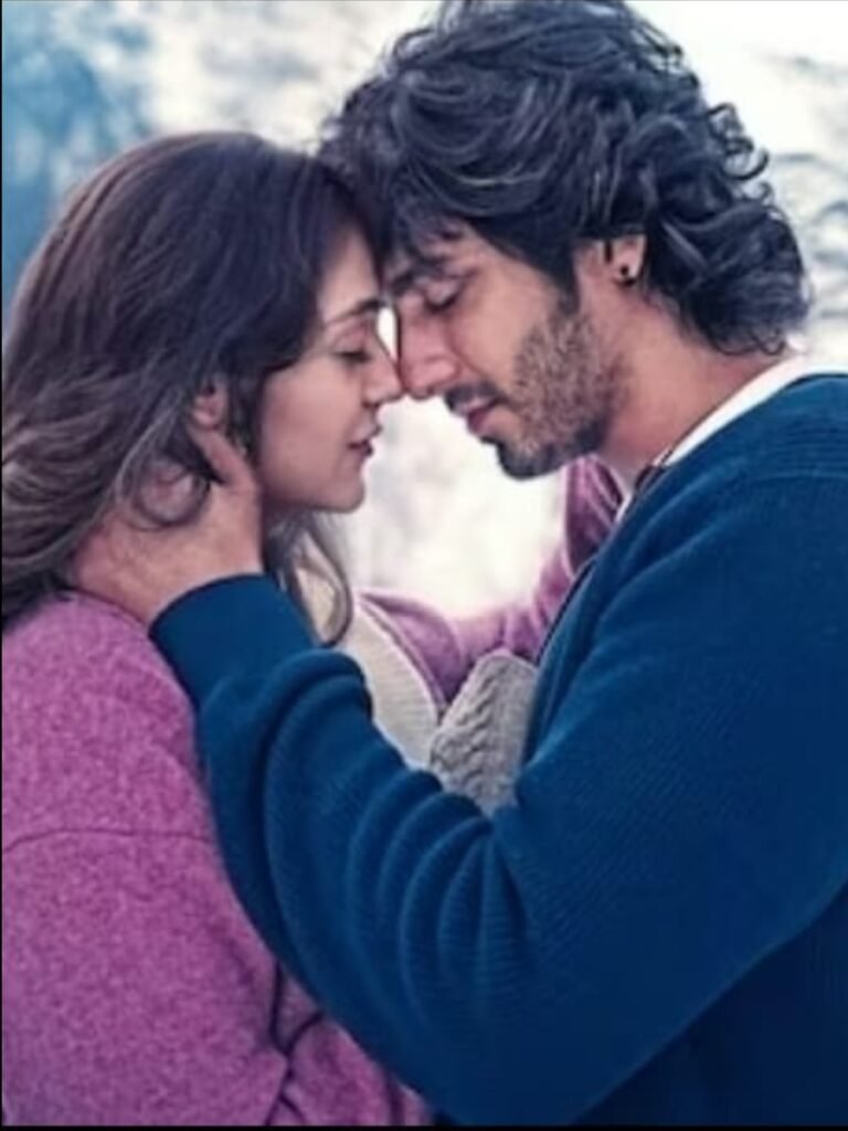 Saiyaara blockbuster बनी अनीत पड्डा और अहान पांडे की सैयारा मूवी