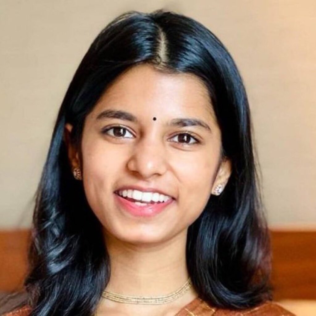 Maithili Thakur को बीजेपी ने टिकट दिया 