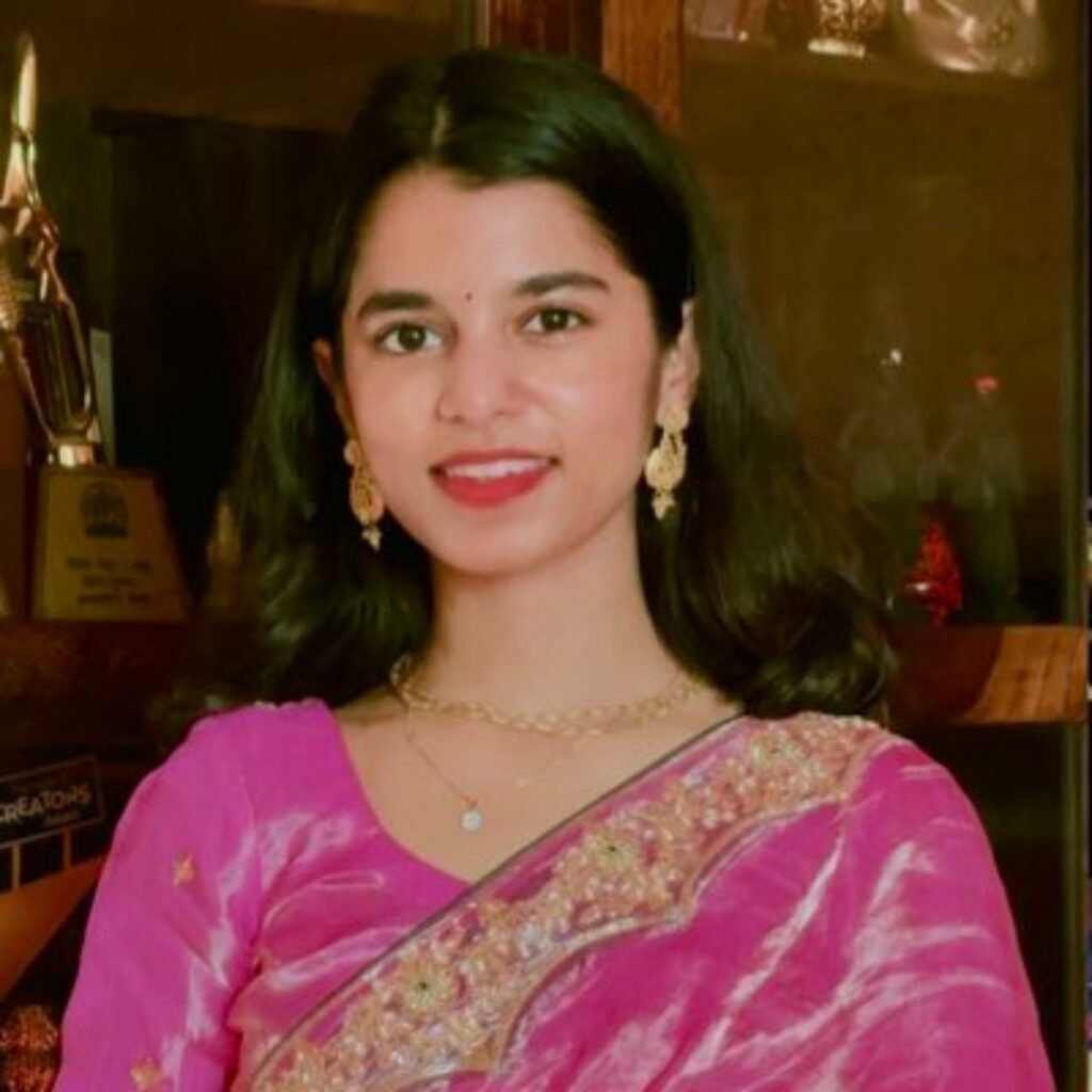 Maithili Thakur Net Worth: शपथपत्र में हुआ मैथिली ठाकुर संपत्ति का खुलासा