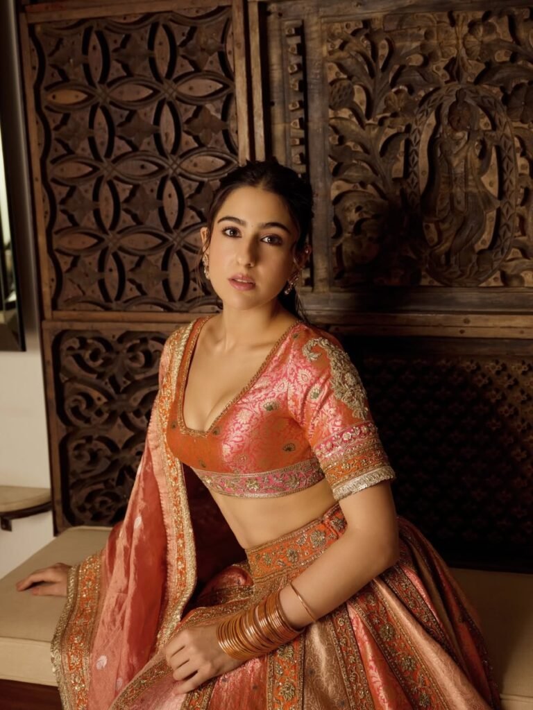 Sara Khan Video