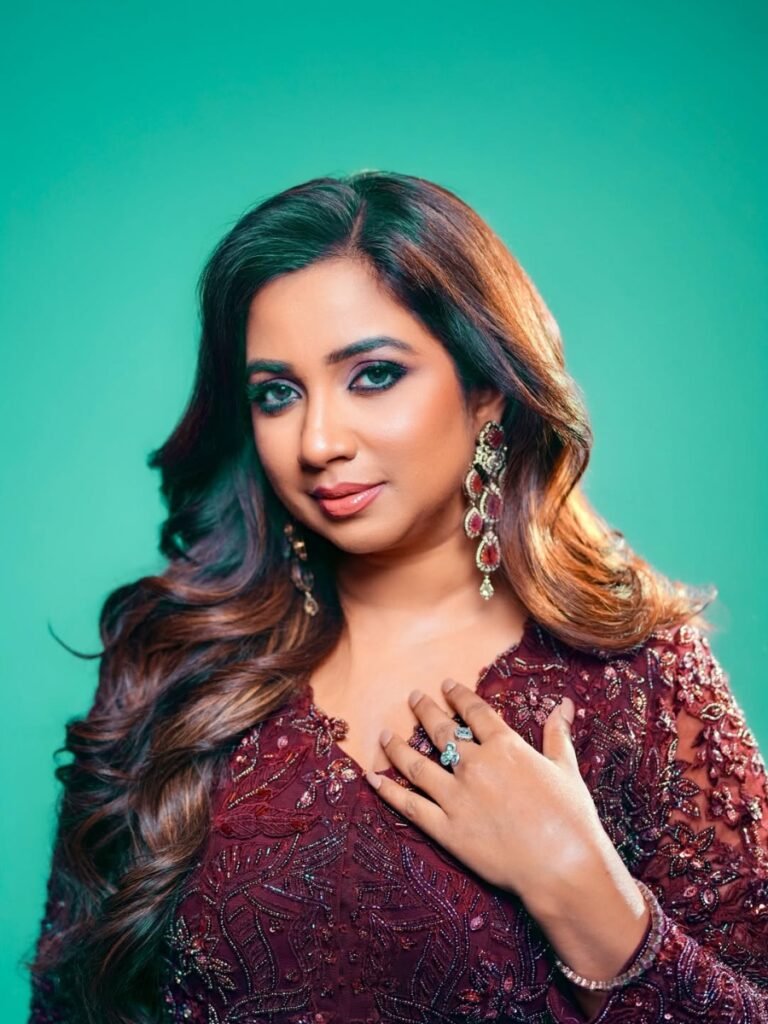 Shreya Ghoshal Chikni Chameli song