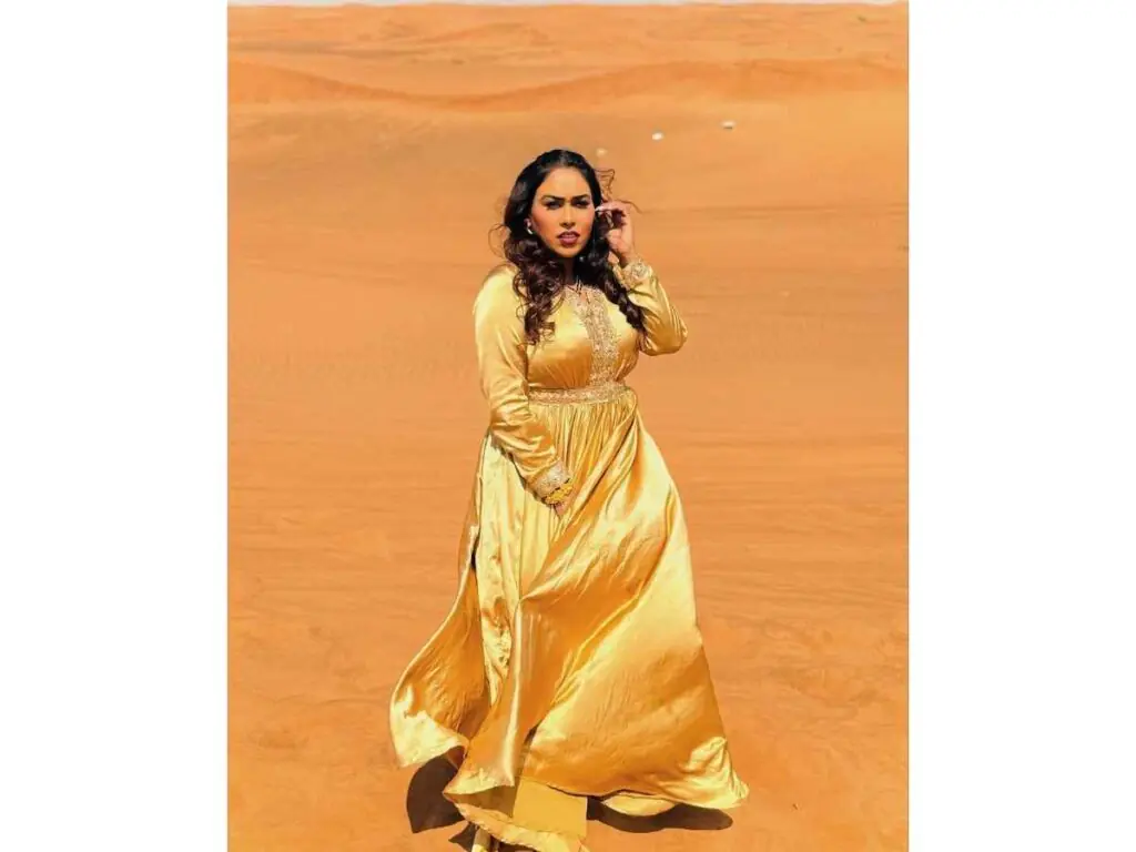 Afsana Khan कौन हैं ? जन्म, परिवार, नेट वर्थ समेत पूरी जानकारी 1 Afsana Khan